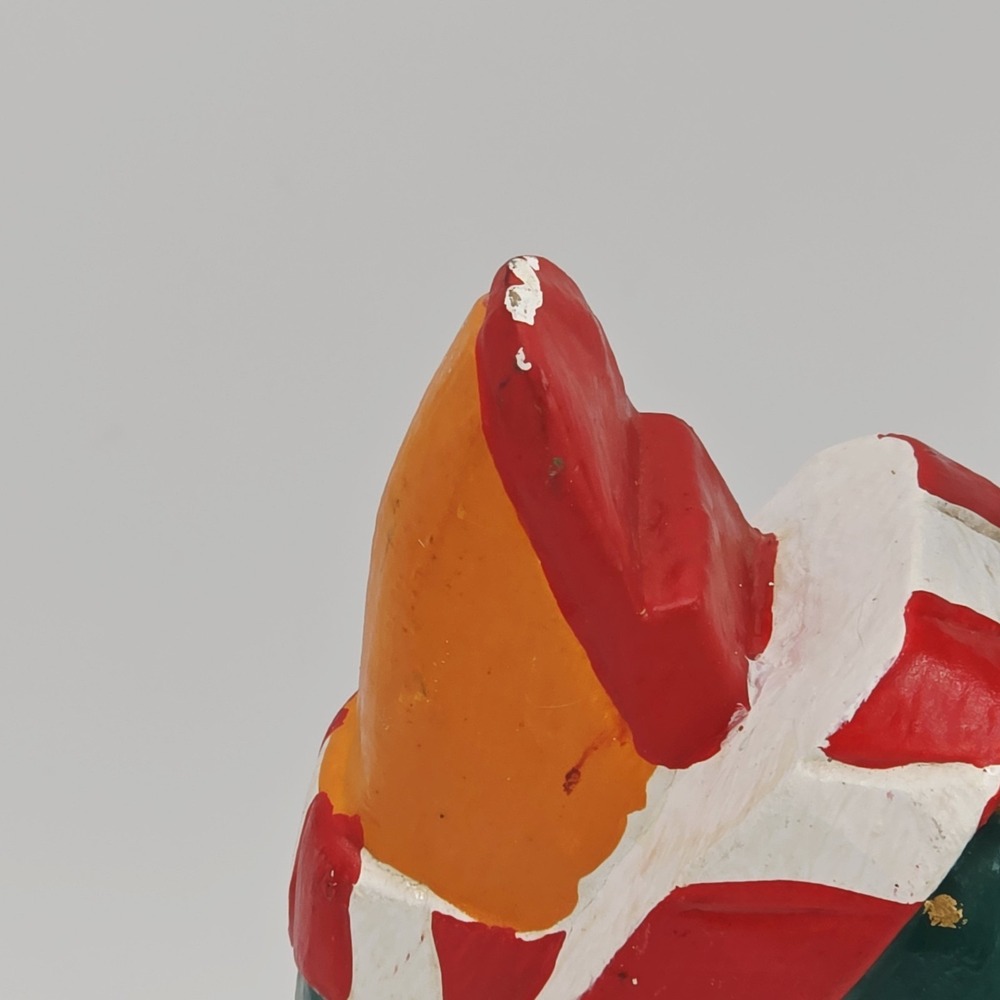 Vintage Hand-carved Jolly Santa On A Platform Snowball Happy Red White Green 10" - Picture 3 of 9